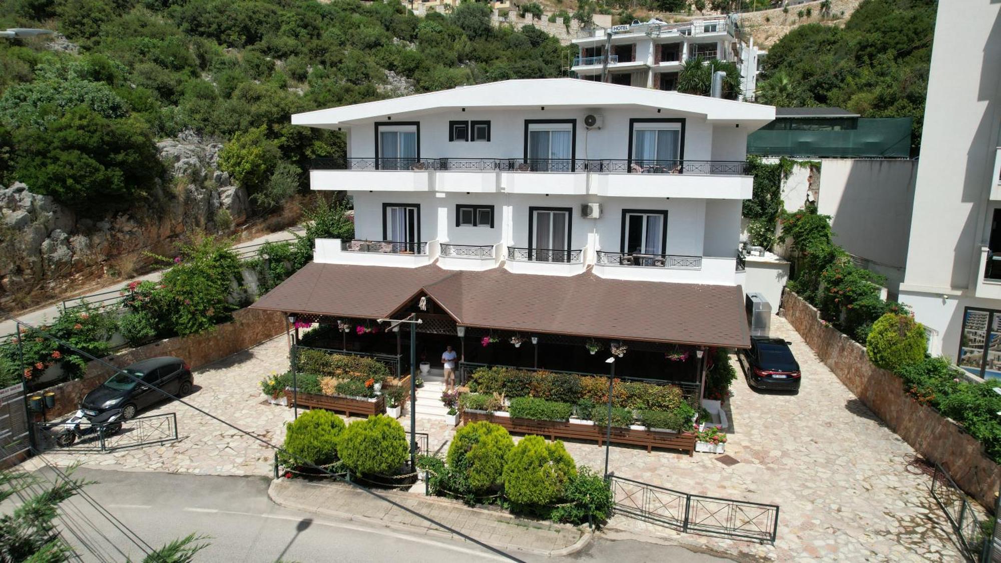 Sunkised Hotel Sarande Exterior photo